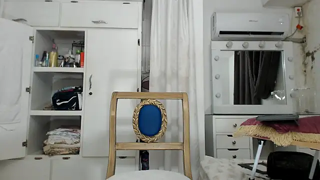 Snapshot of marcella6 chatting on October 20, 1:00 pm marcella6 online show from October 20, 1:00 pm