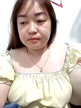 VyOanh2K online show from February 5, 4:14 pm