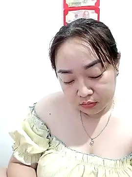 VyOanh2K online show from February 8, 1:54 pm