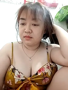 VyOanh2K online show from February 11, 7:02 am