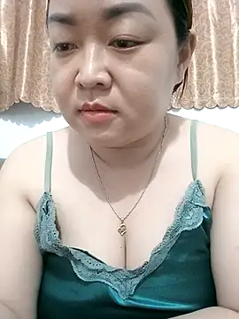 VyOanh2K online show from October 27, 2:43 pm