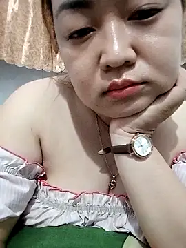 VyOanh2K online show from November 9, 5:11 pm