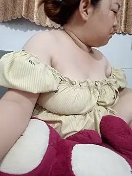 VyOanh2K online show from May 24, 3:39 pm