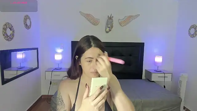 Snapshot of sweet_abby1 chatting on February 14, 11:29 am sweet abby1 online show from February 14, 11:29 am