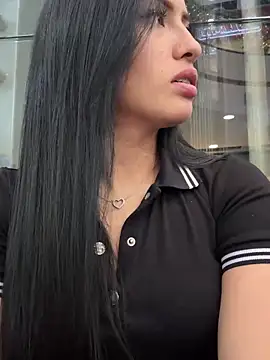 Snapshot of Sara_luna_ chatting on December 28, 10:02 pm Sara luna online show from December 28, 10:02 pm