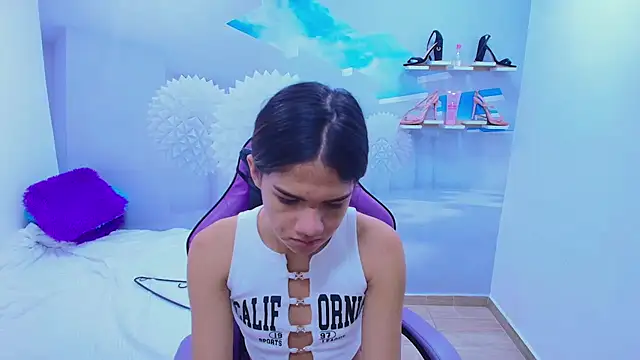 DEMI LEED online show from November 25, 11:43 am