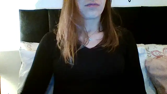 Shy Runner online show from July 17, 1:45 am