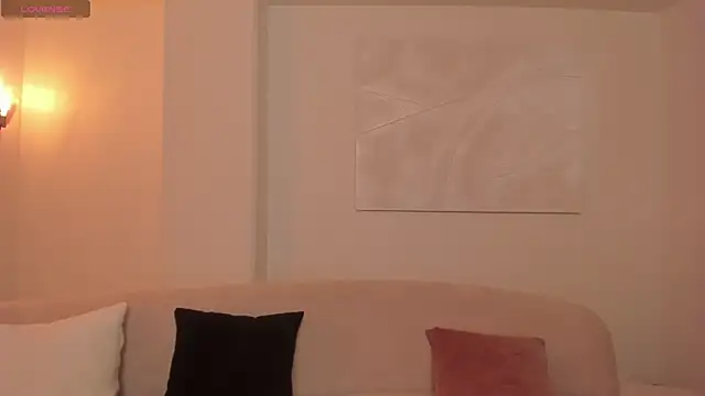 Snapshot of LucianaMillerX chatting on January 9, 3:04 am LucianaMillerX online show from January 9, 3:04 am