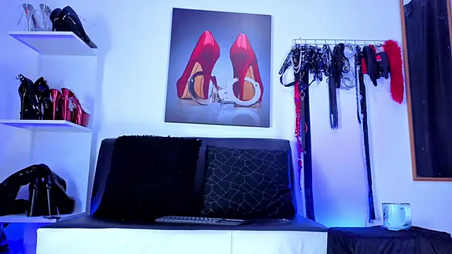 KateStone online show from October 16, 9:38 pm