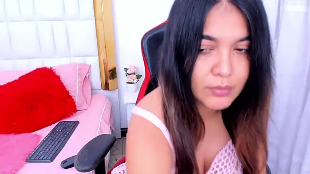 MadelineJackson online show from January 25, 2:58 am