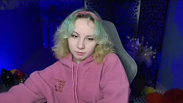 JasmineMilko online show from January 9, 5:02 am