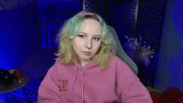 JasmineMilko online show from January 9, 11:03 am