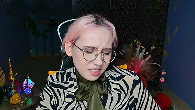 JasmineMilko online show from February 21, 11:11 am