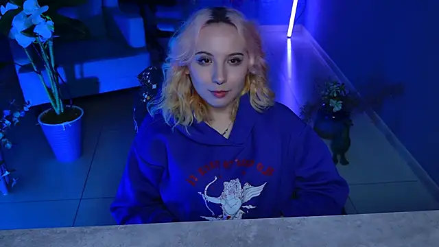 JasmineMilko online show from February 25, 11:52 am