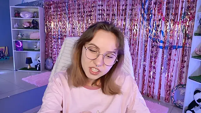 JasmineMilko online show from March 9, 5:11 am