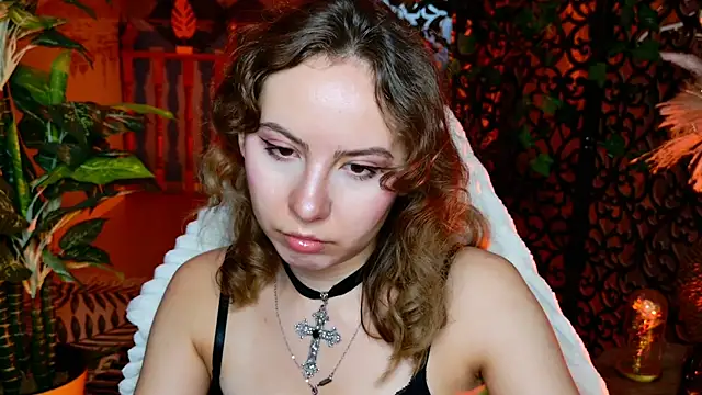 Snapshot of JasmineMilko chatting on June 20, 5:10 am JasmineMilko online show from June 20, 5:10 am