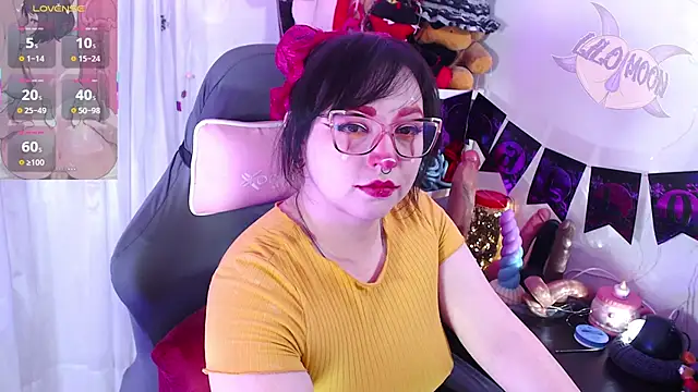 LiloMoon69 online show from October 29, 11:23 am