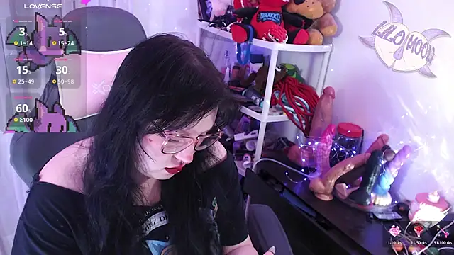 LiloMoon69 online show from March 26, 1:38 pm