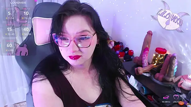 LiloMoon69 online show from April 14, 2:50 am