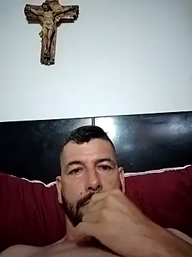 Snapshot of caprife chatting on November 1, 2:08 pm caprife online show from November 1, 2:08 pm