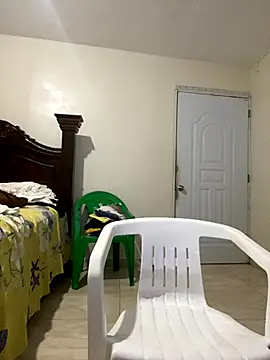 Snapshot of anubi0880 chatting on December 2, 10:12 pm anubi0880 online show from December 2, 10:12 pm