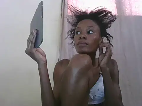 Sweetpetite254 online show from February 3, 6:40 am