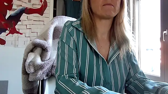 cassiehotsexy online show from October 17, 7:55 am