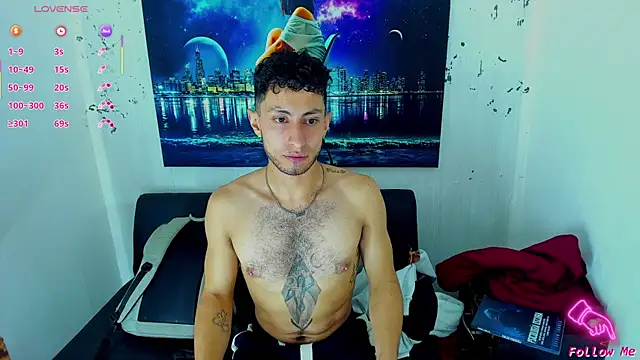 Piggy Eddy online show from November 13, 5:17 am