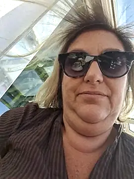 Snapshot of Mara-24 chatting on October 27, 10:30 am Mara-24 online show from October 27, 10:30 am