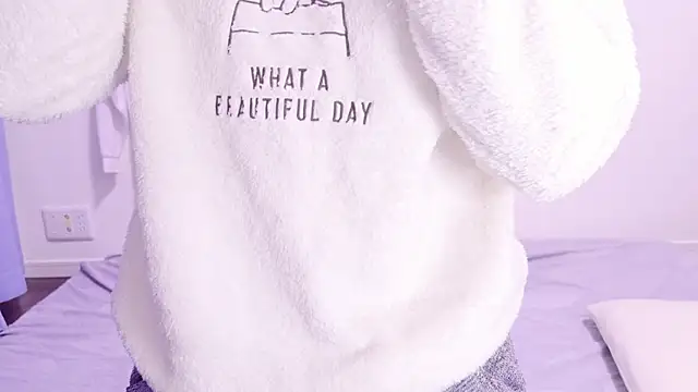 Snapshot of mari_tan_ch chatting on December 10, 10:38 am mari tan ch online show from December 10, 10:38 am