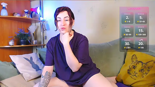 Caroline1995 online show from November 18, 7:02 am