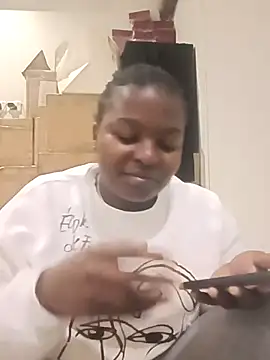 Snapshot of Yours_faithfully1 chatting on January 5, 7:28 pm Yours faithfully1 online show from January 5, 7:28 pm