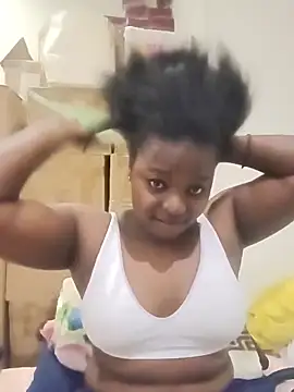 Snapshot of Yours_faithfully1 chatting on February 8, 10:29 am Yours faithfully1 online show from February 8, 10:29 am