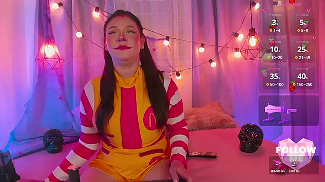 Wild lilhy online show from October 31, 9:27 pm