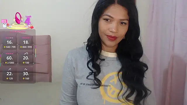 makennaa  online show from March 25, 10:10 am