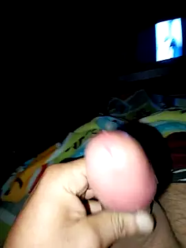 slawlargo01 online show from April 14, 8:20 am