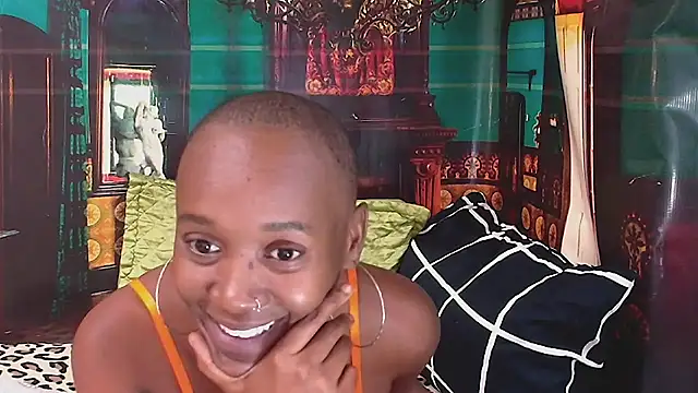 Snapshot of EbonyOlive69 chatting on June 15, 11:34 am EbonyOlive69 online show from June 15, 11:34 am