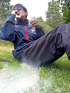 Snapshot of Cuervo_maniaco chatting on November 5, 6:41 pm Cuervo maniaco online show from November 5, 6:41 pm