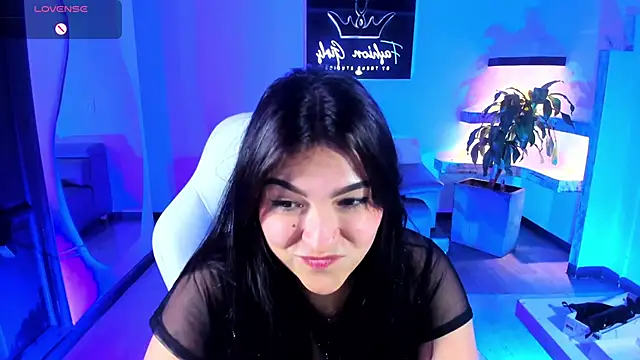 Snapshot of TifanyWhite_ chatting on December 26, 11:24 pm TifanyWhite online show from December 26, 11:24 pm