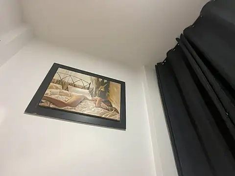 Snapshot of Candy_sexyy chatting on January 5, 8:10 pm Candy sexyy online show from January 5, 8:10 pm