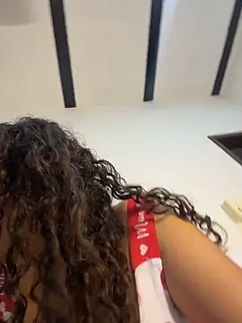 Snapshot of eva_y_marcelo chatting on March 19, 12:20 pm eva y marcelo online show from March 19, 12:20 pm