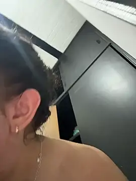 Snapshot of eva_y_marcelo chatting on March 30, 8:15 am eva y marcelo online show from March 30, 8:15 am