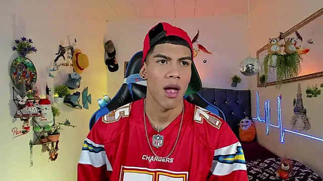 Damian latinxxx online show from November 20, 3:07 am