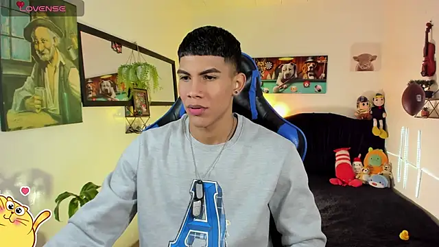 Damian latinxxx online show from March 31, 3:19 am