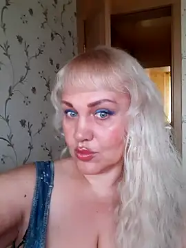 Snapshot of IsabellaBoni chatting on November 13, 6:56 am IsabellaBoni online show from November 13, 6:56 am