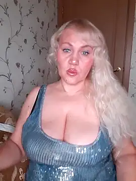 IsabellaBoni online show from December 20, 7:15 am