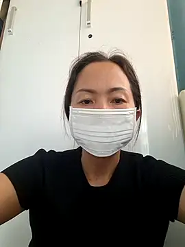 Baby-sexytits18 online show from March 14, 3:04 am