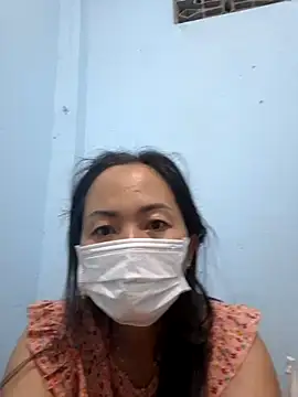 Baby-sexytits18 online show from March 18, 10:15 pm