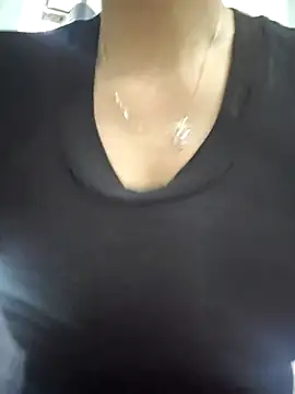 Baby-sexytits18 online show from November 25, 1:05 am