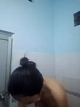 Baby-sexytits18 online show from November 28, 11:57 am